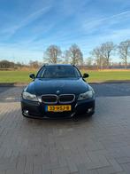 BMW 3-Serie 1.6 I 316 90KW Touring 2009 Zwart, Auto's, Achterwielaandrijving, 1599 cc, 4 cilinders, Origineel Nederlands