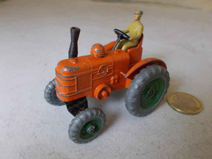 1955 Dinky Toys 301 FIELD MARSHALL TRACTOR + DRIVER! (-B-), Hobby en Vrije tijd, Modelauto's | 1:43, Gebruikt, Tractor of Landbouw