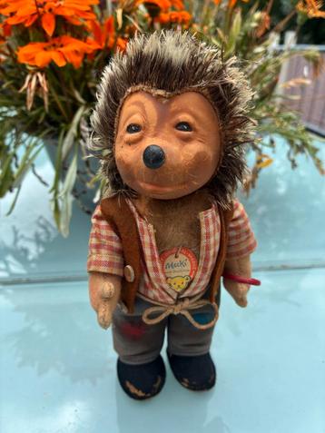 Vintage Steiff Mecki Egel Pop beschikbaar voor biedingen