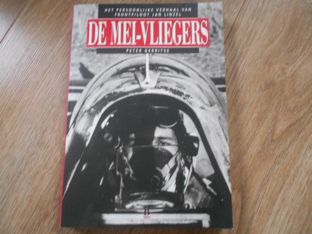 Peter Gerritse De mei-vliegers, Ophalen of Verzenden, Tweede Wereldoorlog, Zo goed als nieuw, Overige onderwerpen