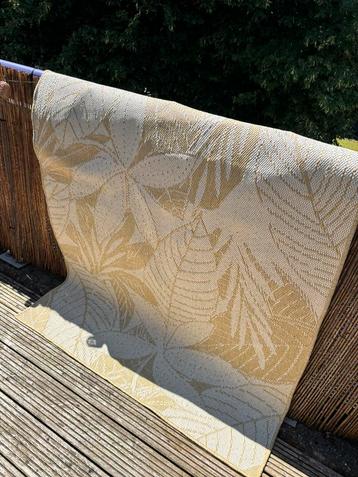 Balkon vloerkleed beschikbaar voor biedingen