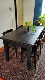 Zwarte houten eettafel met 4 stoelen - 80x140, Huis en Inrichting, Tafels | Eettafels, Ophalen, Gebruikt, 100 tot 150 cm, 50 tot 100 cm