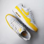 Nike Air Max 1 Tour Yellow (W) - 44.5 44,5, Nieuw, Ophalen of Verzenden, Wit, Sneakers of Gympen