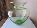 Mooie groene glas vaas - Glasfabriek Leerdam - Copier design, Antiek en Kunst, Verzenden
