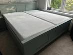 Tweepersoonsbed Chateau 180x200 met nachtkastjes, Huis en Inrichting, Slaapkamer | Bedden, Ophalen, Tweepersoons, Zo goed als nieuw