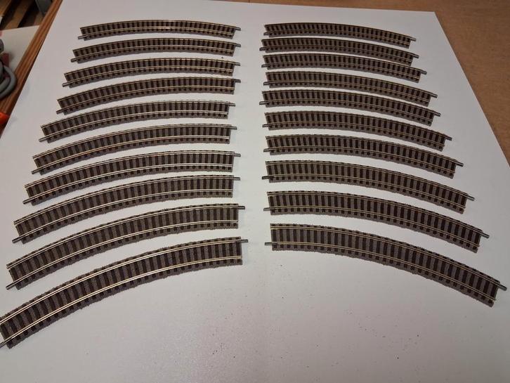 30 x fleischmann 6120 in bijna nieuwstaat, Hobby en Vrije tijd, Modeltreinen | H0, Zo goed als nieuw, Rails, Gelijkstroom, Fleischmann