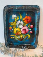 Vintage Metalen Dienblad met beschilderde Bloemen, Ophalen of Verzenden, Gebruikt, Rechthoekig, Metaal