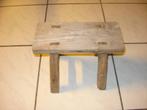 Houten krukje /vensterbank, Huis en Inrichting, Krukjes, Ophalen, Hout