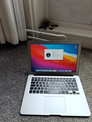 MacBook Air 13" | Core i5 1.3 GHz | 4 GB RAM | 128 GB SSD beschikbaar voor biedingen
