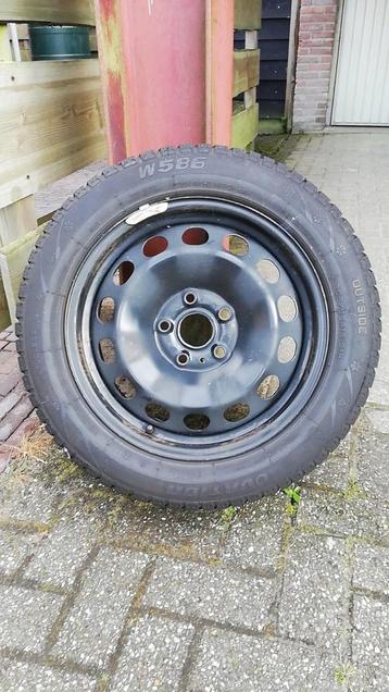 Winterbanden/velgen 4 stuks beschikbaar voor biedingen