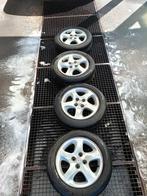 Vier wielen Mazda (banden en doppen)set, Auto diversen, Wieldoppen, Ophalen, Gebruikt