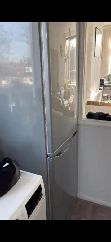 Koel-vriescombinatie LG beschikbaar voor biedingen