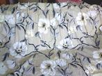 2 Mooie beige gordijnen met bloemtakken patroon, Beige, 100 tot 150 cm, Ophalen of Verzenden, Zo goed als nieuw