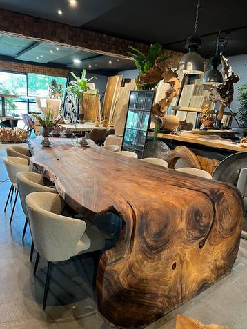 SUAR ROBUUSTE BOOMSTAM TAFEL BOOG TAFEL  LENGTES TOT 5 METER beschikbaar voor biedingen