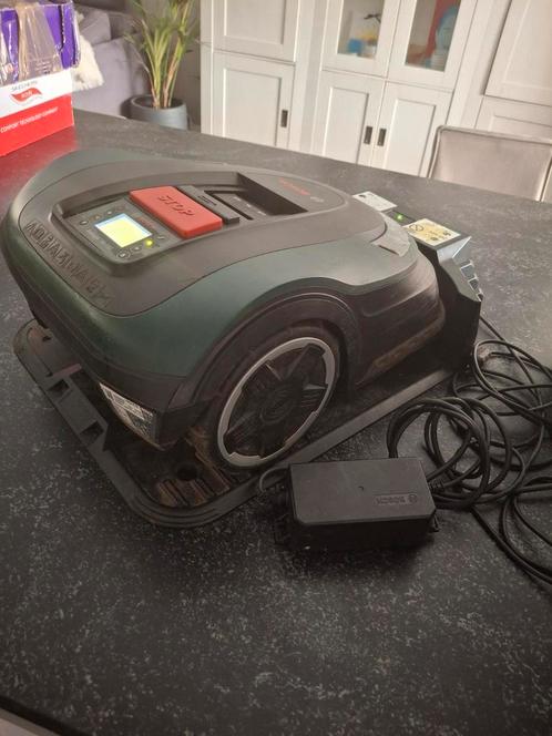 Bosch Robot Grasmaaier Indego S+ 700, Tuin en Terras, Robotmaaiers, Gebruikt, 20 tot 25 cm, Met regensensor, Bestuurbaar via app