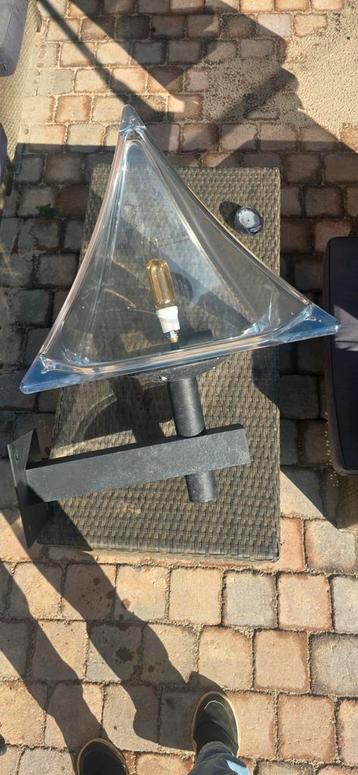 Unieke Design Buitenlamp beschikbaar voor biedingen