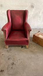 Franse  oorfauteuil rood skai, Huis en Inrichting, Fauteuils, Ophalen, Kunststof, Gebruikt, 75 tot 100 cm