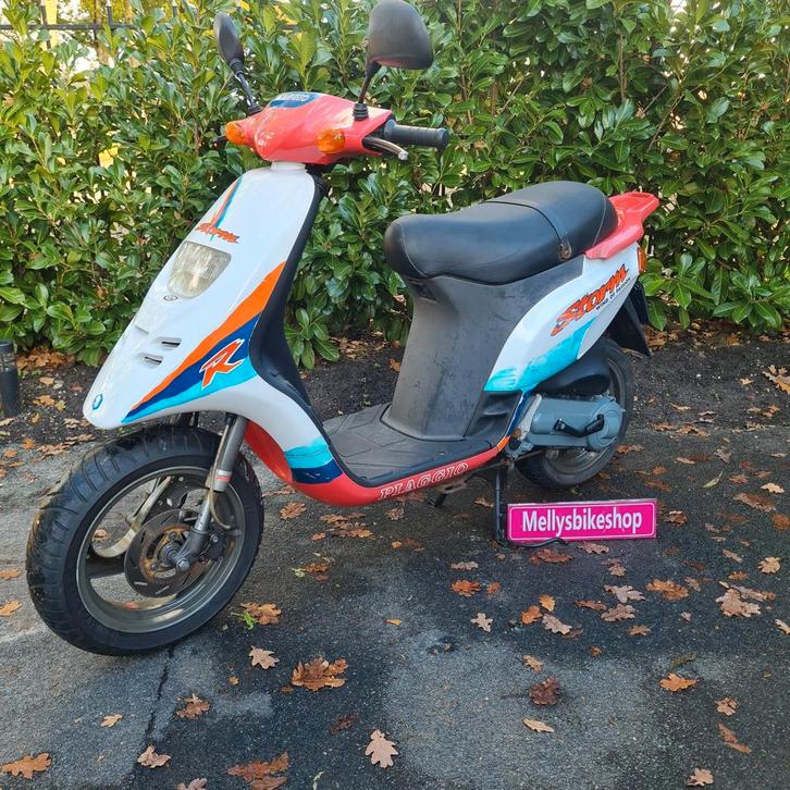 Piaggio storm ( Typhoon  ) 2takt 50cc op brom kenteken, Fietsen en Brommers, Scooters | Piaggio, Zo goed als nieuw, Overige modellen