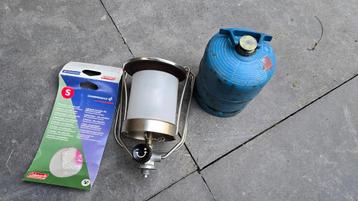 Campingaz lamp en gasfles beschikbaar voor biedingen