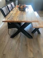 Robuuste houten tafel met bankje en zwarte leren stoelen, 50 tot 100 cm, Gebruikt, Rechthoekig, Ophalen of Verzenden