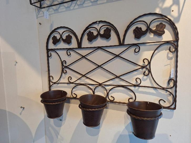 Leuk bloembak voor aan de wand, nieuw uit de doos, Huis en Inrichting, Woonaccessoires | Wanddecoraties, Nieuw, Ophalen