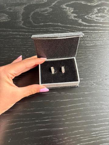 MYC-Paris Zilver Oorbellen Swarovski Kristal beschikbaar voor biedingen