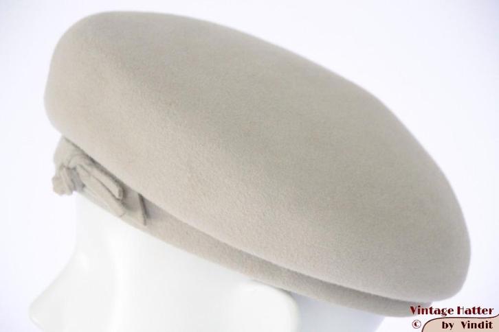 kleine Vintage Dameshoed pillbox baret zacht grijs vilt 54, Kinderen en Baby's, Kinderkleding | Petten en Hoeden, Gebruikt, Meisje