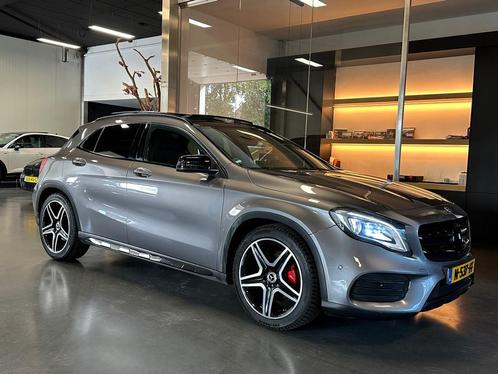 Mercedes-Benz GLA-klasse 200 Amg night Panorama Groot-Navi 1, Auto's, Mercedes-Benz, Bedrijf, Te koop, GLA, 360° camera, ABS, Airbags