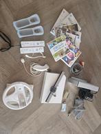 Nintendo Wii incl spellen, stuur, nunchuck, Spelcomputers en Games, Spelcomputers | Nintendo Wii, Ophalen of Verzenden, Gebruikt