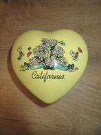 Vintage pastel geel California schaaltje, Huis en Inrichting, Keuken | Servies, Ophalen of Verzenden, Gebruikt, Overige stijlen