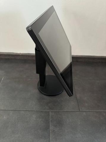 22” FEC XPPC AM-1022 Toescheen monitor beschikbaar voor biedingen