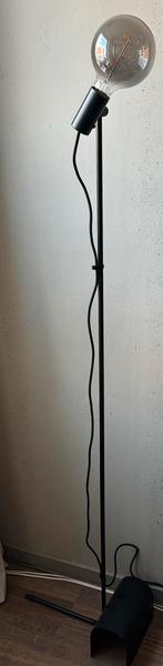 Ikea lamp, Huis en Inrichting, Lampen | Vloerlampen, Ophalen, Zo goed als nieuw