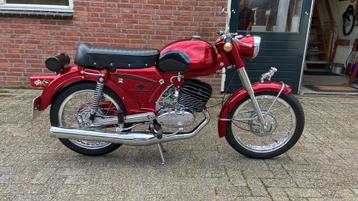 Zundapp KS 125 Oldtimer Brommer Special UNIEK! NIEUWSTAAT beschikbaar voor biedingen