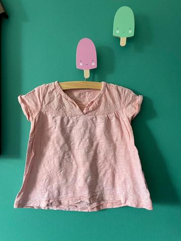 Lief roze shirtje (en veel meer in maat 80!) beschikbaar voor biedingen