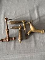 Antieke deurklinken en kraan, Ophalen