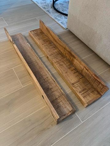 2x Wandplanken Mangohout beschikbaar voor biedingen