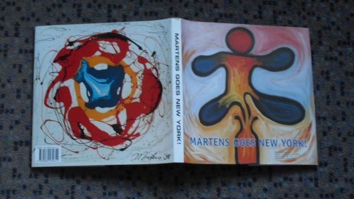 MARTENS GOES NEW YORK ; gesigneerd boek, Boeken, Kunst en Cultuur | Beeldend, Nieuw, Schilder- en Tekenkunst, Ophalen of Verzenden