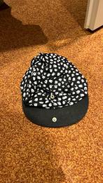 Ernst en bobby pet.  Originele, Ophalen of Verzenden, Zo goed als nieuw, Jongen of Meisje