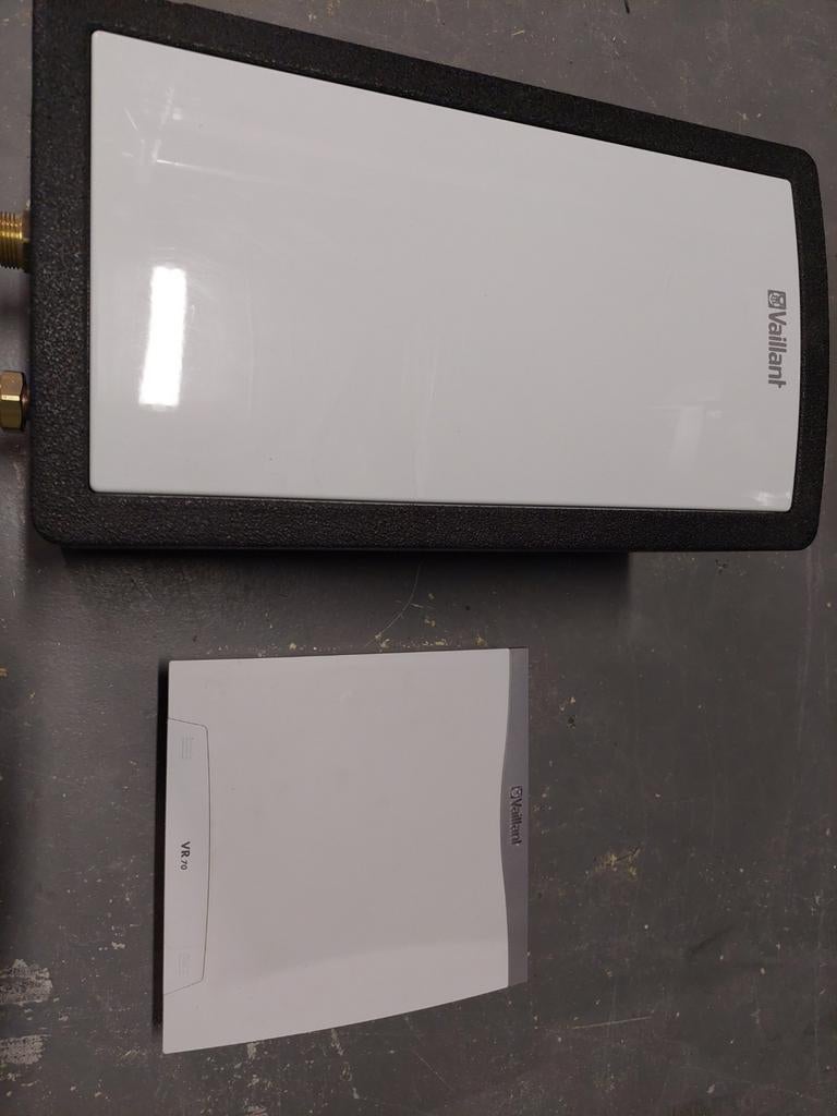 Vaillant regeling en elektrische naverwarmer, Ophalen of Verzenden