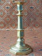 Mooie antieke kandelaar uit Engeland van koper 22 cm. 1890., Ophalen of Verzenden, Koper of Brons