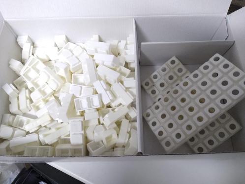 Bouwblokjes plastic, wit, Monty (jaren 70), Kinderen en Baby's, Speelgoed | Bouwstenen, Gebruikt, Overige merken, Ophalen of Verzenden