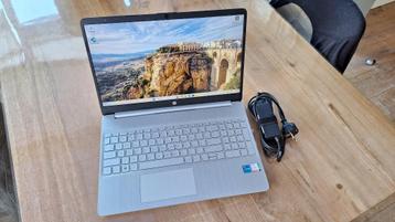 HP Laptop, Core i5 (11th Gen) 512SSD, Intel Iris Videokaart beschikbaar voor biedingen