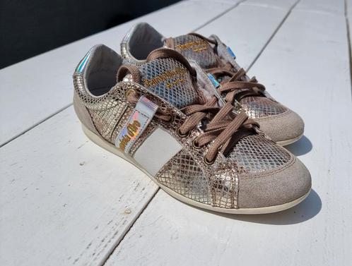 Pantofola d'Oro Italiaans(39)
INFO ZIE ADVERTENTIE, Kleding | Dames, Schoenen, Nieuw, Sneakers of Gympen, Ophalen of Verzenden