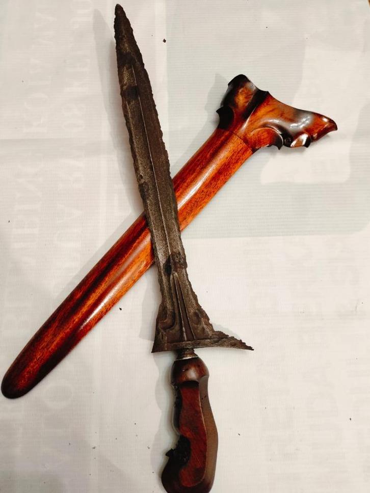 Antieke Keris Jalak Tilam Sari Tangguh Singosari kris SUV77, Antiek en Kunst, Kunst | Niet-Westerse kunst, Verzenden