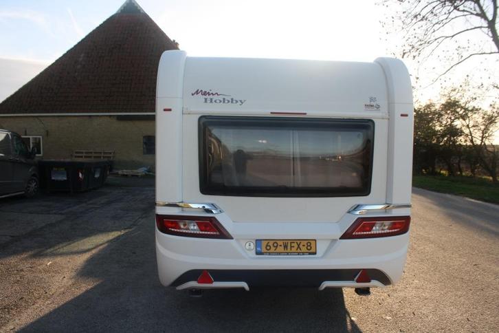 Hobby Excellent Edition 495 UL 2022, Caravans en Kamperen, Caravans, Particulier, tot en met 4, 1500 - 2000 kg, Rondzit, Hobby