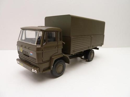 DAF 1900  '' leger uitvoering ''  Lion car, Hobby en Vrije tijd, Modelauto's | 1:50, Zo goed als nieuw, Bus of Vrachtwagen, Lion Toys
