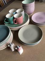 Te koop veelkleurig servies, Ophalen of Verzenden, Gebruikt, Overige stijlen, Bord(en)