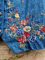 Prachtig vintage geborduurd blauw denim gilet, Kleding | Dames, Ophalen of Verzenden, Zo goed als nieuw, Maat 46/48 (XL) of groter
