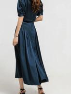 Styleonme donker blauw setje (Satin skirt+blouse), Ophalen of Verzenden, Nieuw