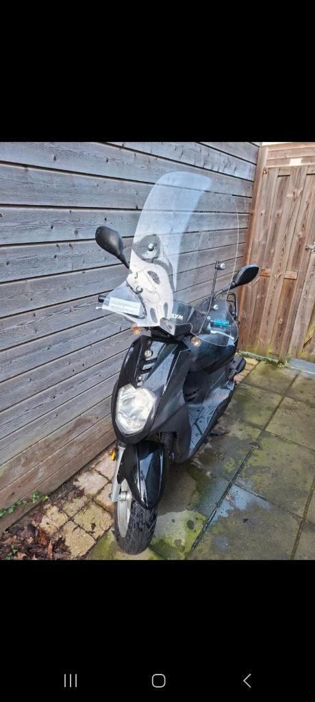 Scooter Sym Simply - (Harfsen), Fietsen en Brommers, Scooters | SYM, Gebruikt, Overige modellen, Benzine, Ophalen